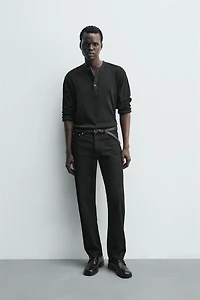 STRAIGHT FIT JEANS
