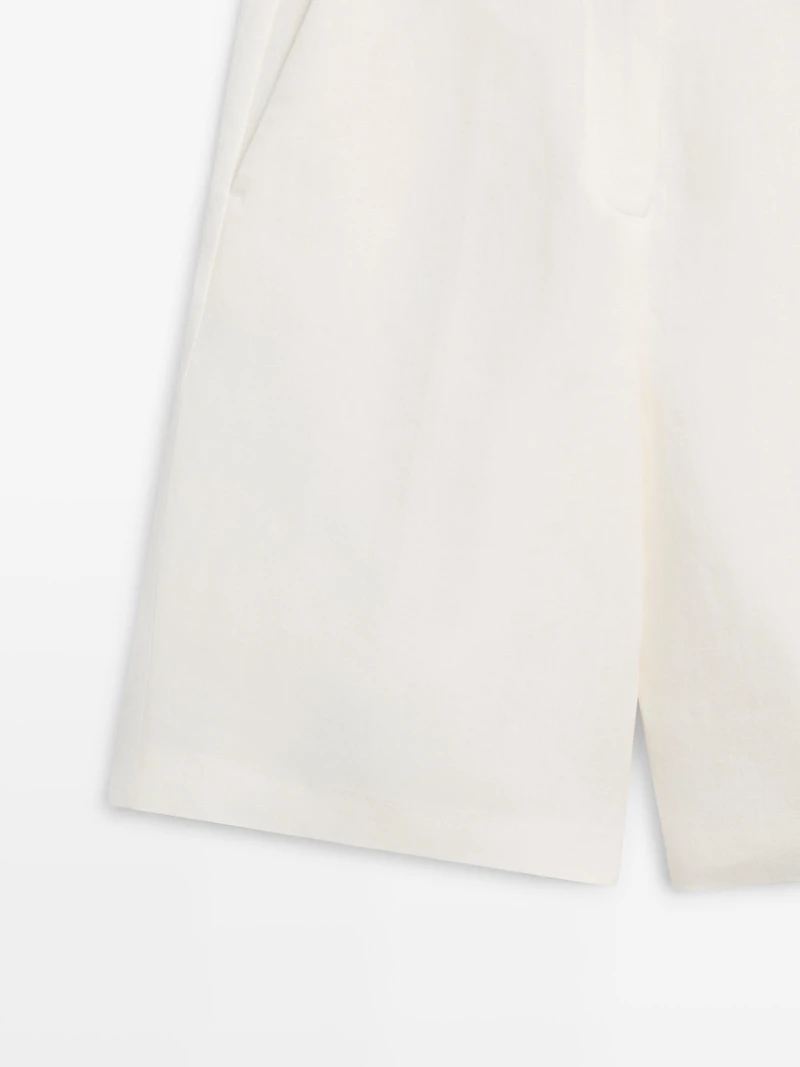 Long linen Bermuda shorts