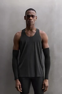 LIGHTWEIGHT TECHNICAL TANK TOP
