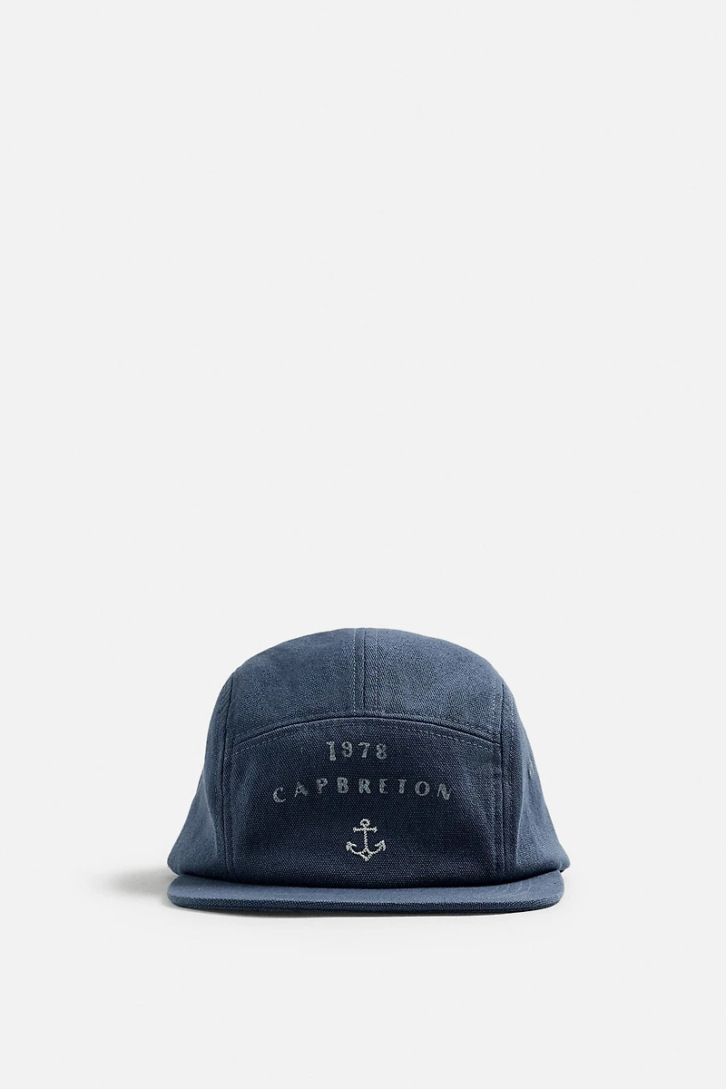 CASQUETTE DÉLAVÉE À IMPRIMÉ COMBINÉ