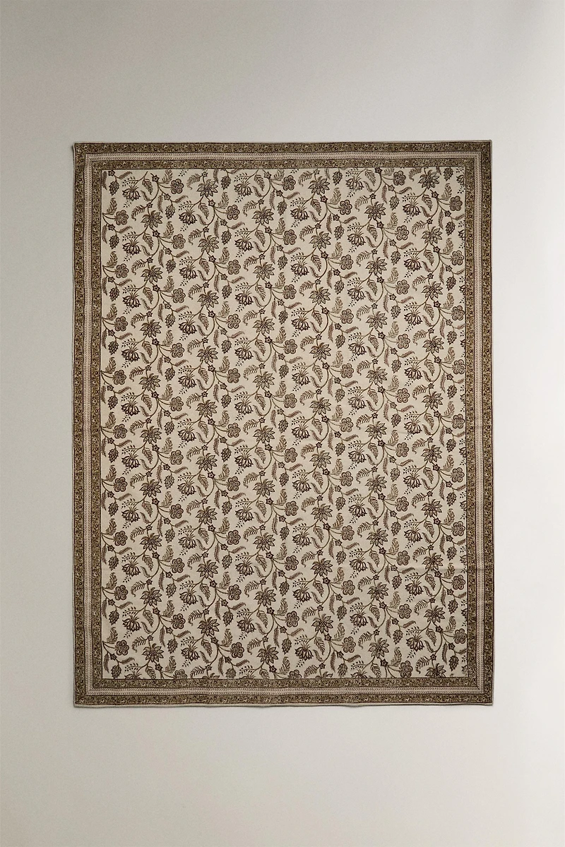FLORAL PRINT AREA RUG