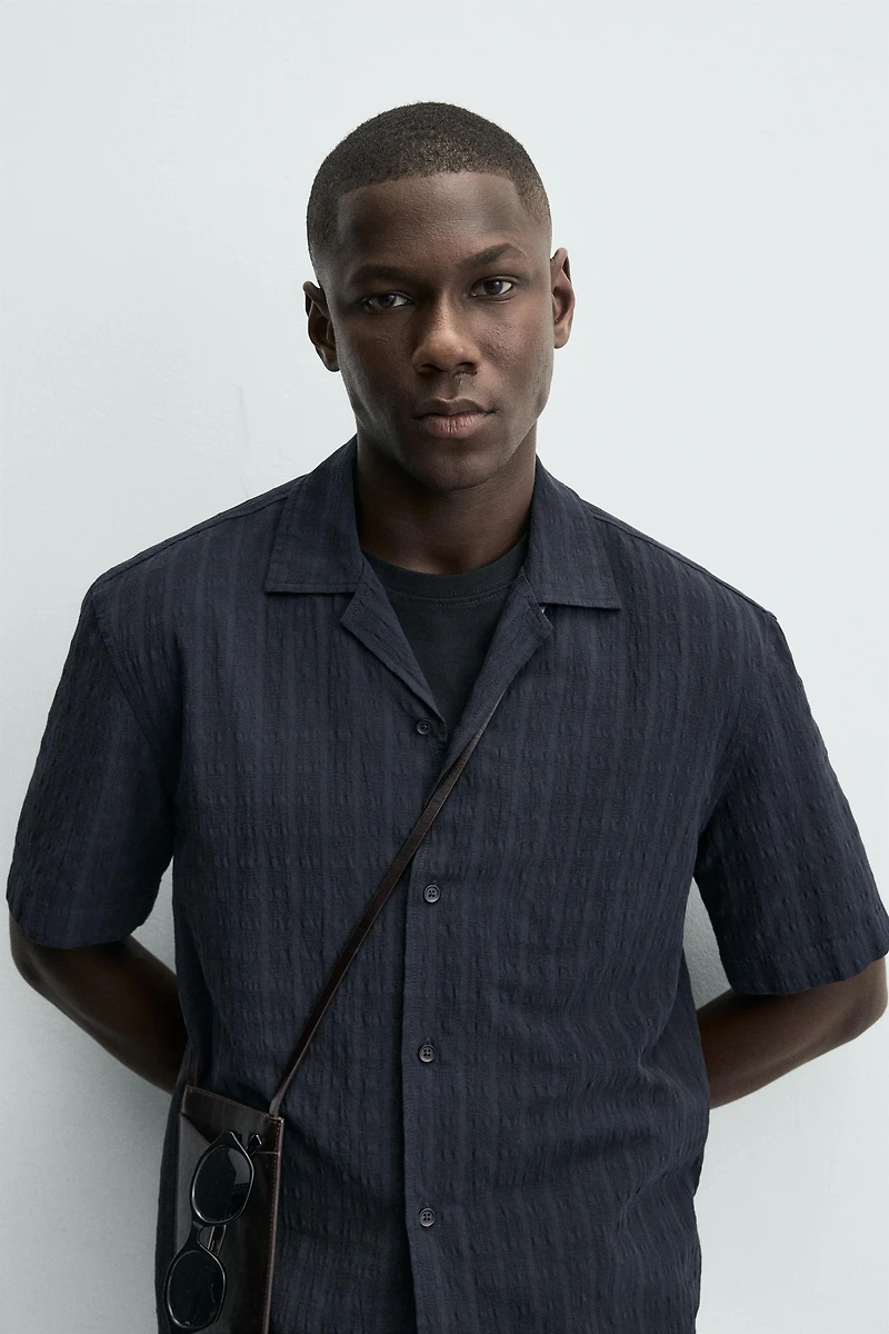 REGULAR FIT TEXTURED SHIRT