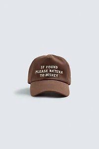 TEXT CAP HARRY LAMBERT FOR ZARA X DISNEY