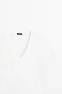 T-shirt fluide court à col en V