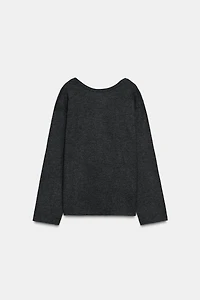 SOFT DRAPED BACK TOP