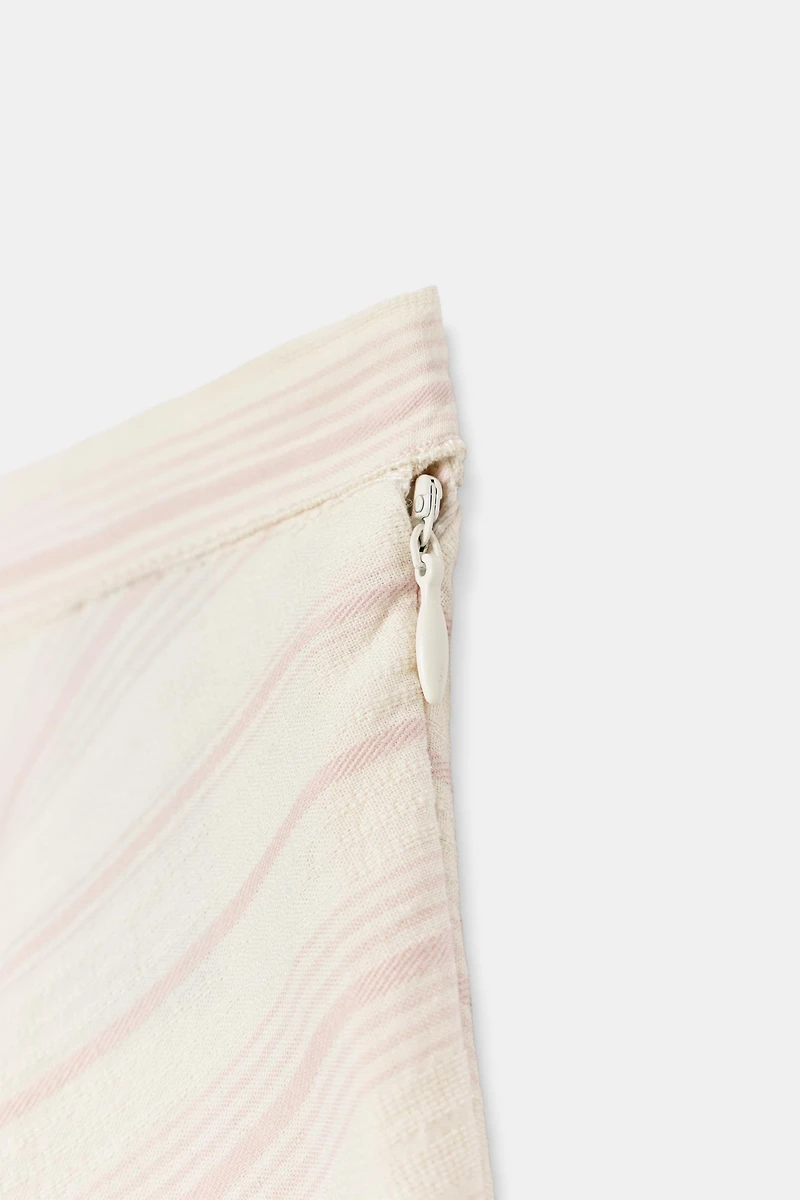 STRIPED PLEATED SHORTS ZW COLLECTION