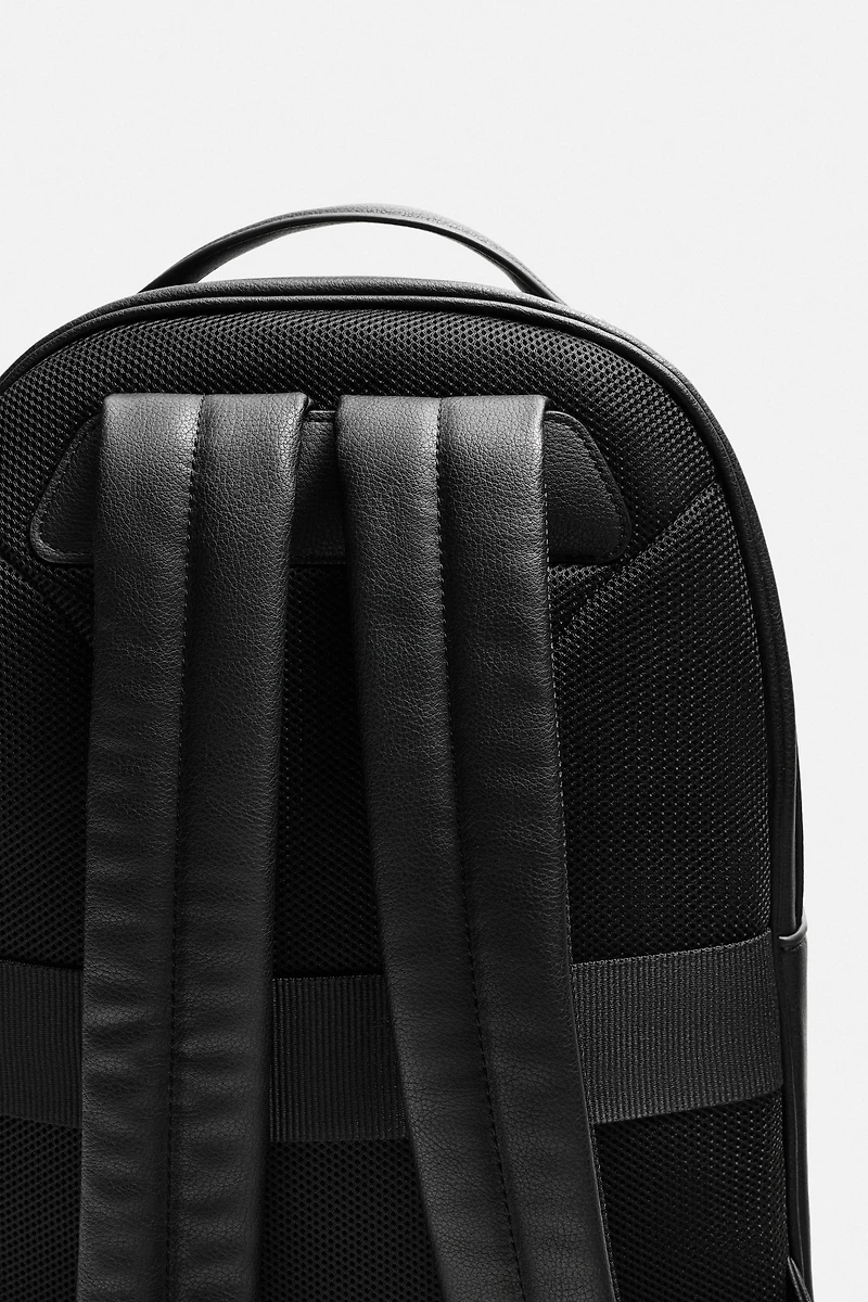 TEXTURED BACKPACK