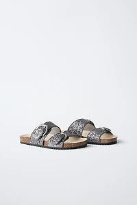 GLITTER BUCKLE SANDALS