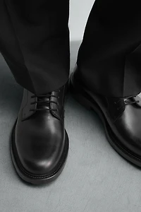 LEATHER DRESS SHOES