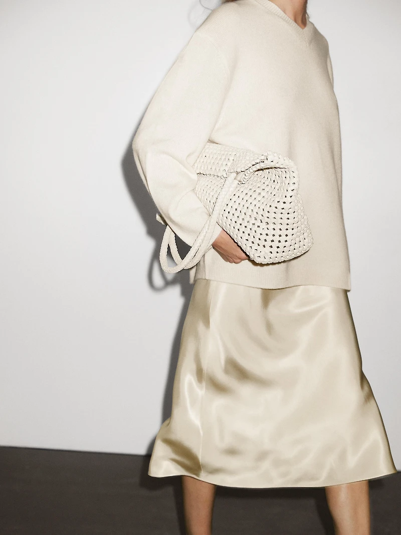 100% cashmere oversize V-neck sweater