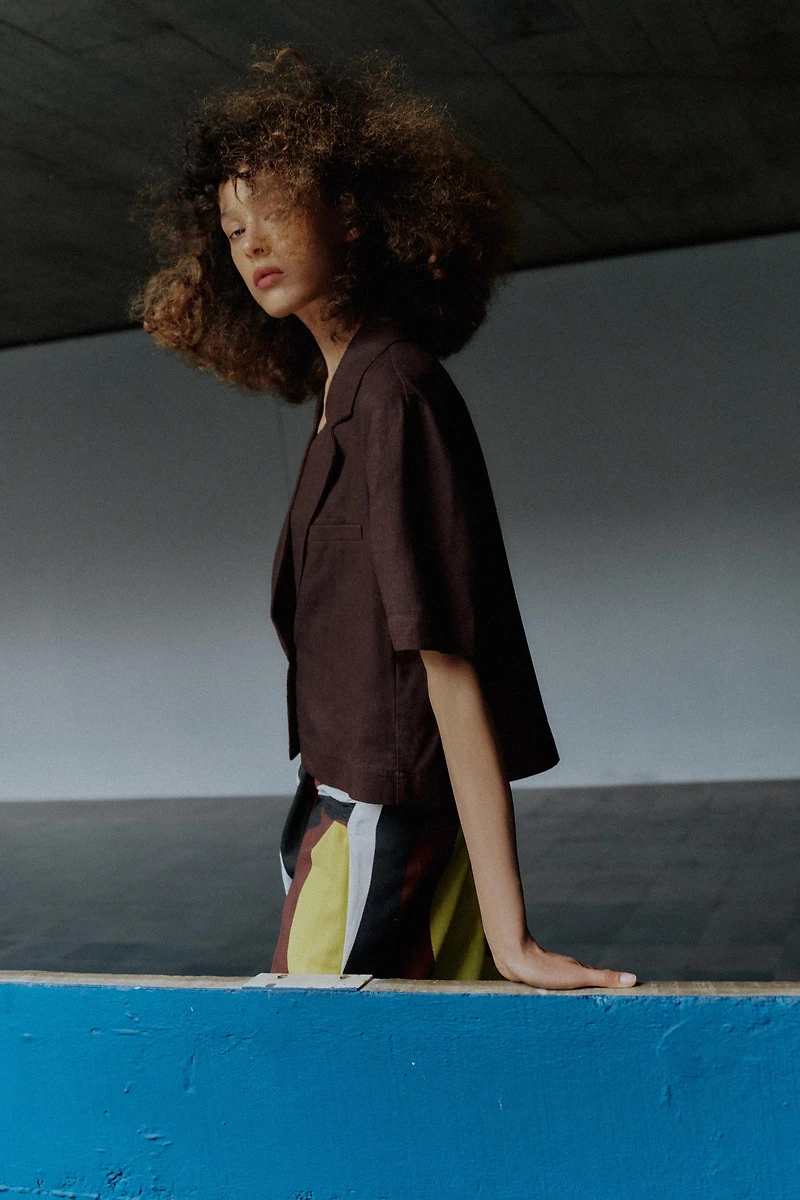 SHORT SLEEVE LINEN BLAZER