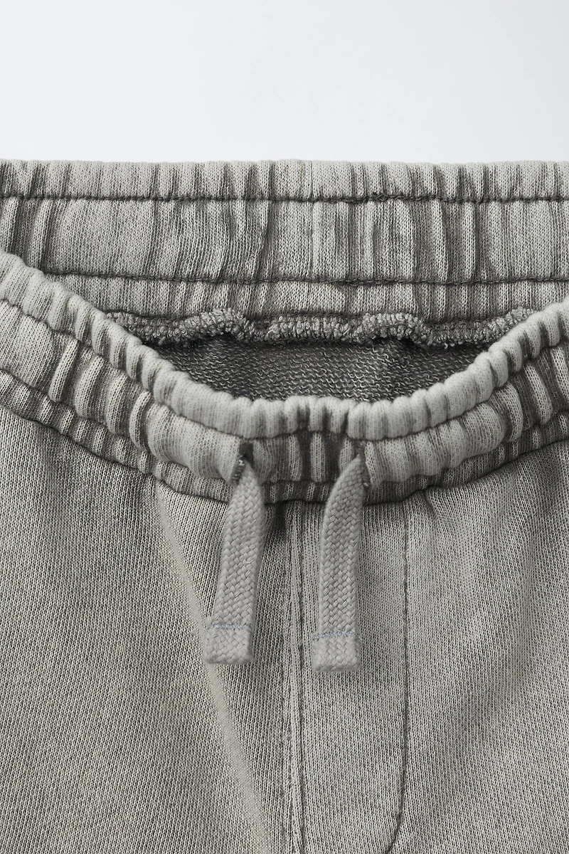 SHORT EFFET DÉLAVÉ