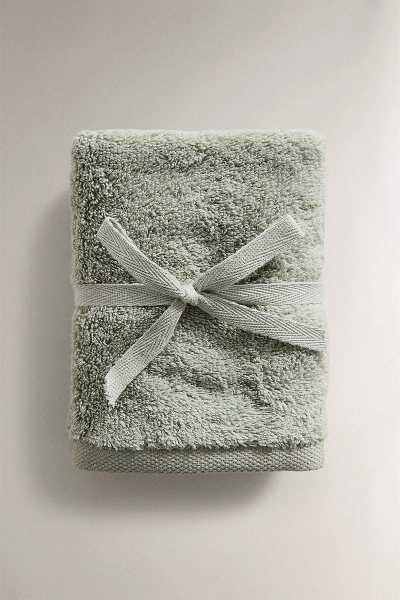 PACK OF COTTON HAND TOWELS (PACK 3)