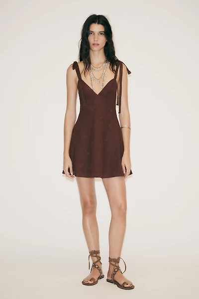EMBROIDERED SHORT DRESS