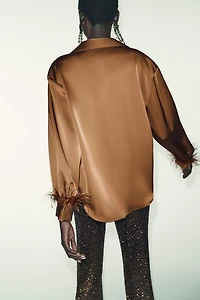 BLOUSE SATINÉE PLUMES