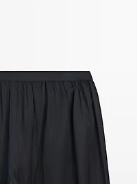 Balloon fit satin pants