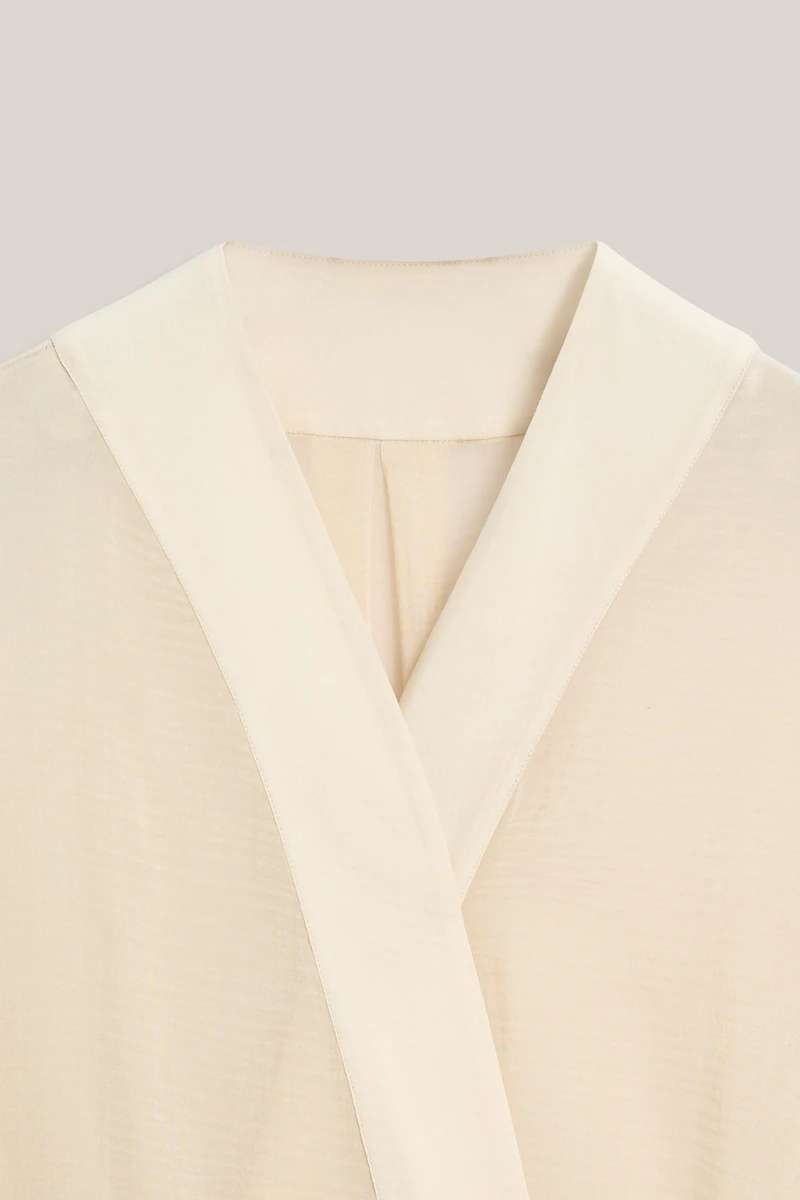 Flowing textured kimono - LIMITED EDITION