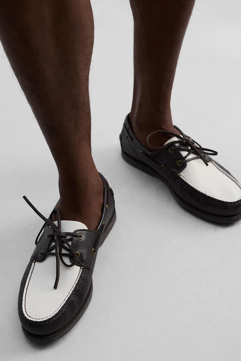 CHAUSSURES BATEAU EN CUIR