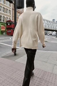 OVERSIZED KNIT JUMPER