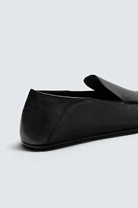 LEATHER LOAFERS