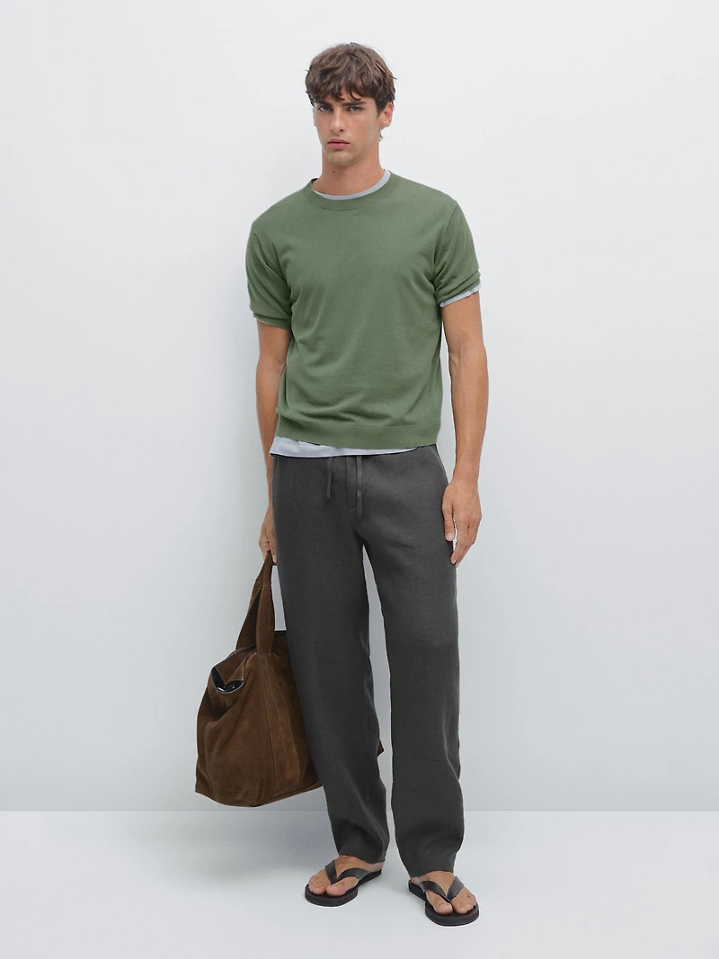 Short sleeve knit T-shirt