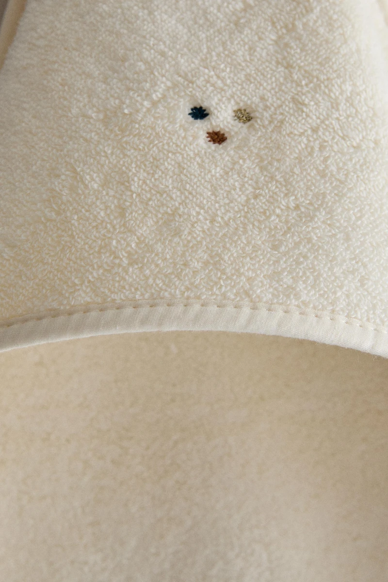 HOT AIR BALLOON HOODED BABY TOWEL
