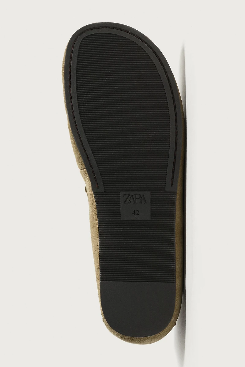 LEATHER LOAFERS