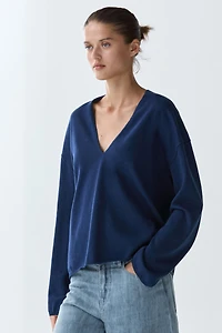 Pull rayé en maille col V