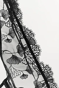 LACE UNDERWIRE BRA