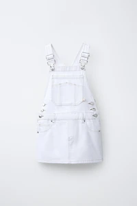 ROBE-SALOPETTE EN JEAN SURPIQÛRES CONTRASTANTES