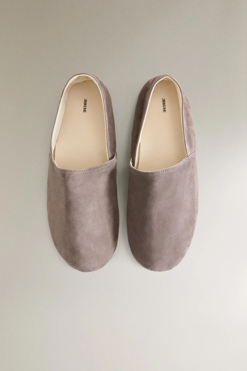 LEATHER MOROCCAN SLIPPERS