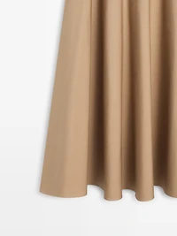 Jupe midi ample avec empiècement