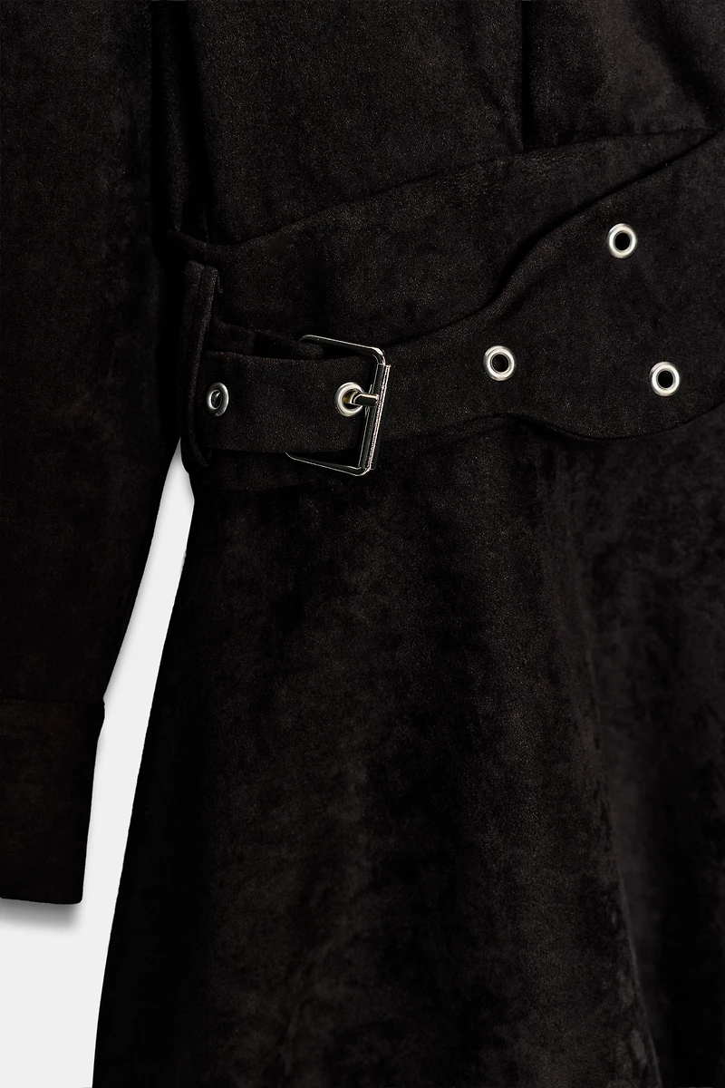 ROBE COURTE EFFET DAIM AVEC CEINTURE