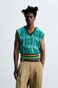 GRAPHIC PRINT KNIT VEST © OTIS KWAME KYE QUAICOE