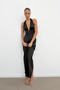 ROBE LONGUE SATINÉE HALTER
