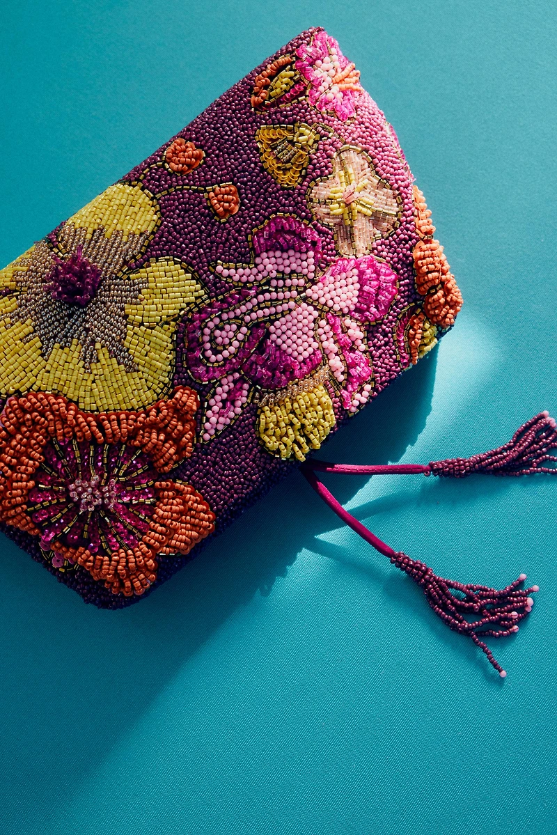 BEADED CLUTCH BAG