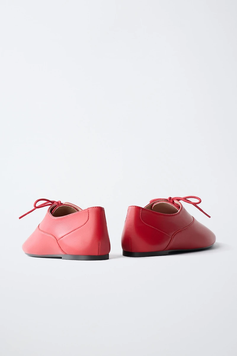 LEATHER LACE-UP BLUCHERS