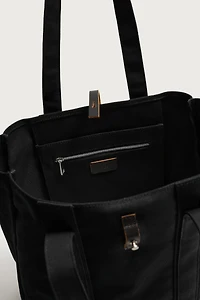 FABRIC SHOPPER WITH LEATHER CLOSURE