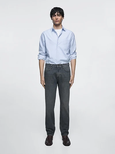 Tapered fit jeans