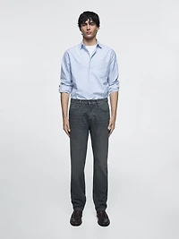 Tapered fit jeans