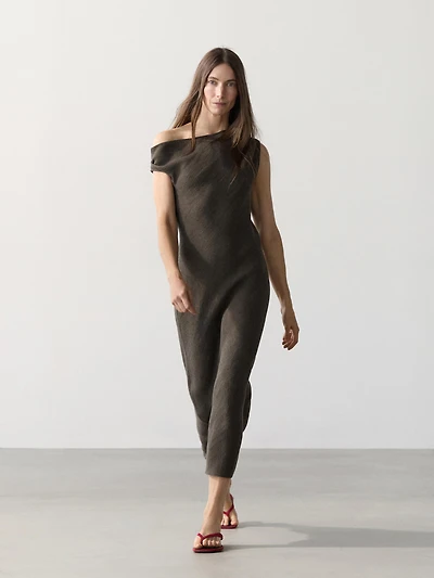 100% linen midi dress with shoulder detail