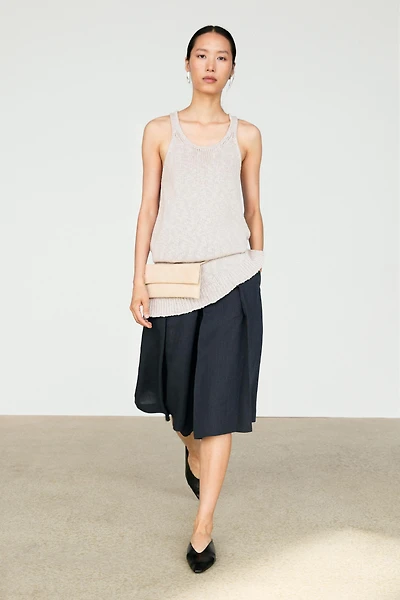 Linen blend Bermuda shorts with pleats