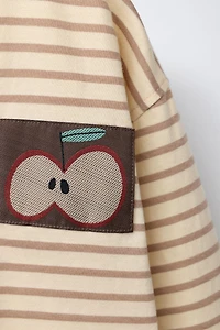 STRIPED APPLE PATCH T-SHIRT