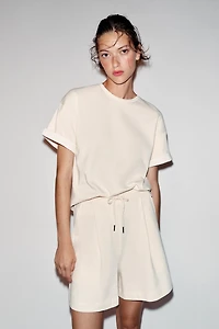 T-SHIRT MANCHES COURTES EN COTON ÉPAIS