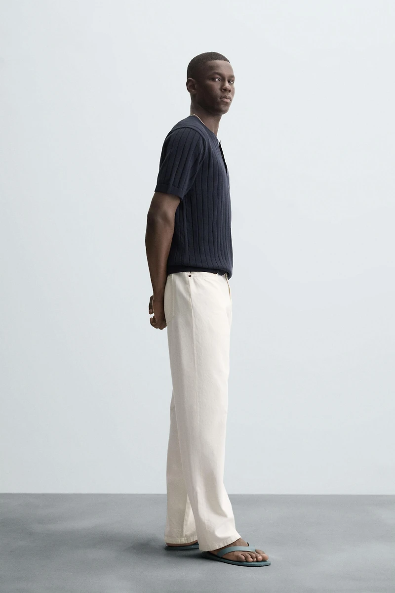 KNIT T-SHIRT WITH BUTTONED NECK