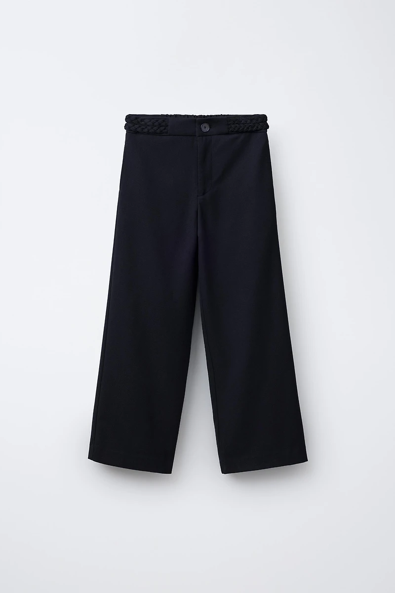 PANTALON À JAMBES LARGES AVEC DÉTAIL TRESSÉ