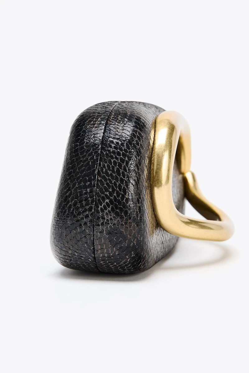 TEXTURED BOX BAG