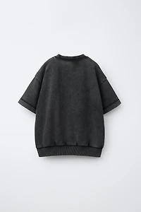 T-SHIRT MOLLETONNÉ À ÉTIQUETTE