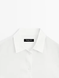 Flowing shirt with collar