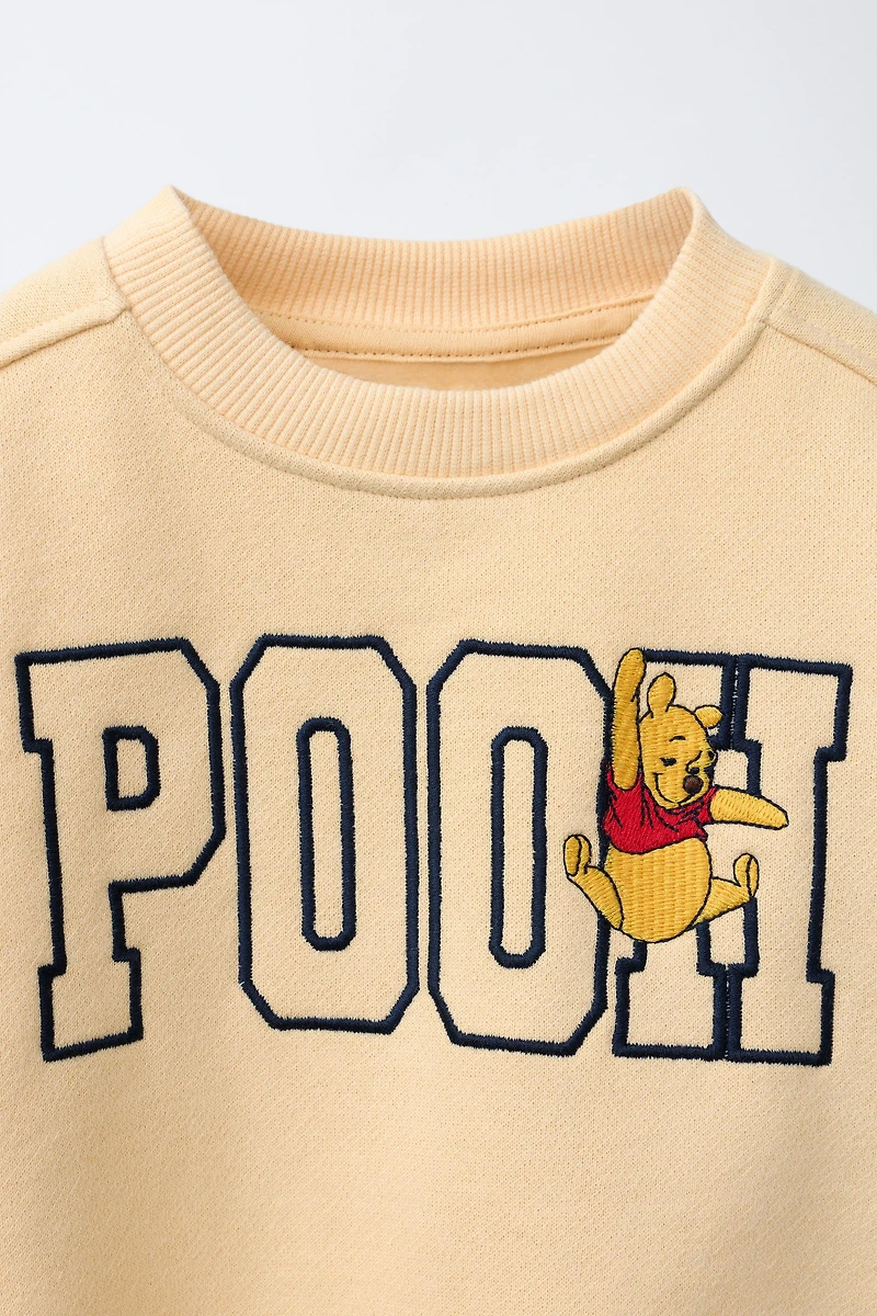 WINNIE THE POOH © DISNEY EMBROIDERED SWEATSHIRT